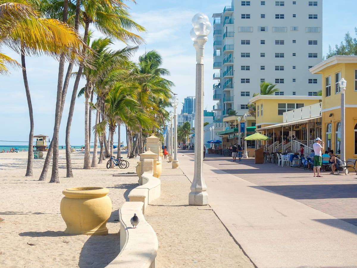 The Hollywood Beach Broadwalk